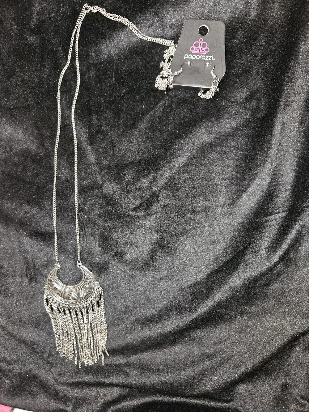 paparazzi Silver Boho Crescent Fringe Necklace